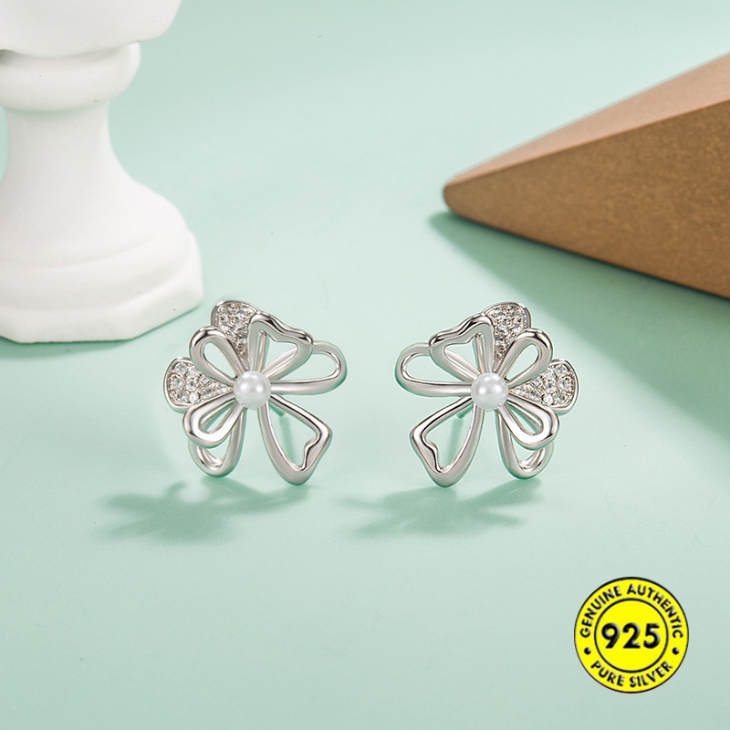 Anting Stud S925 Silver Bentuk Bunga Hibiscus Aksen Berlian Untuk Wanita