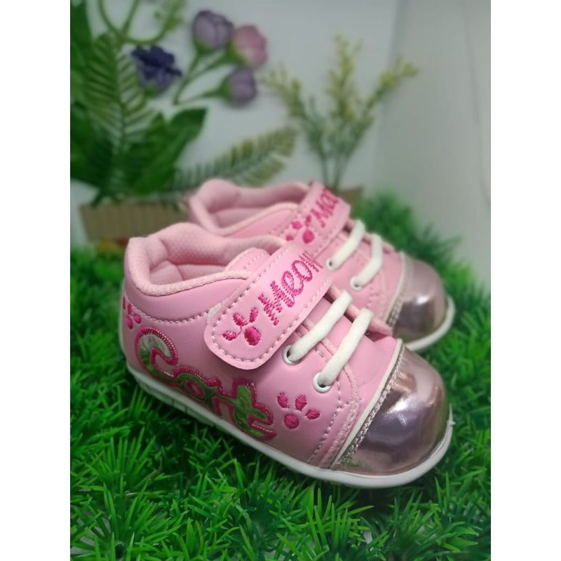 Sepatu cats promo