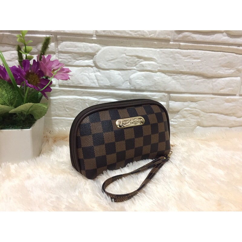 DOMPET LV OVAL wanita luois vitton-1