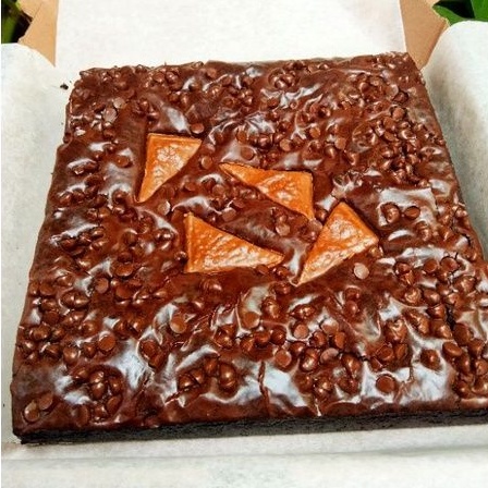 

brownies panggang / bermacam toping.