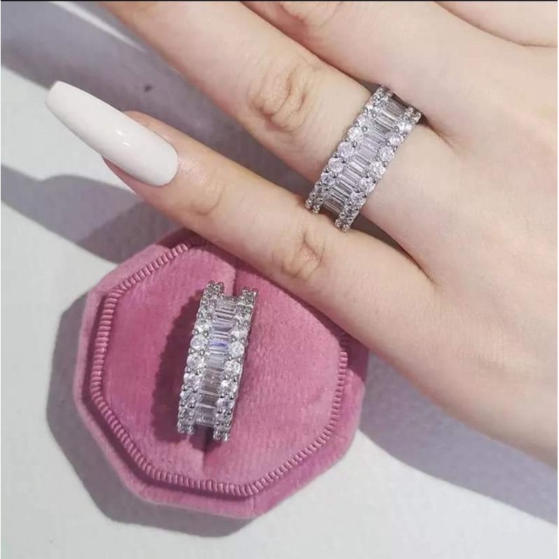 BAGUETTE RING