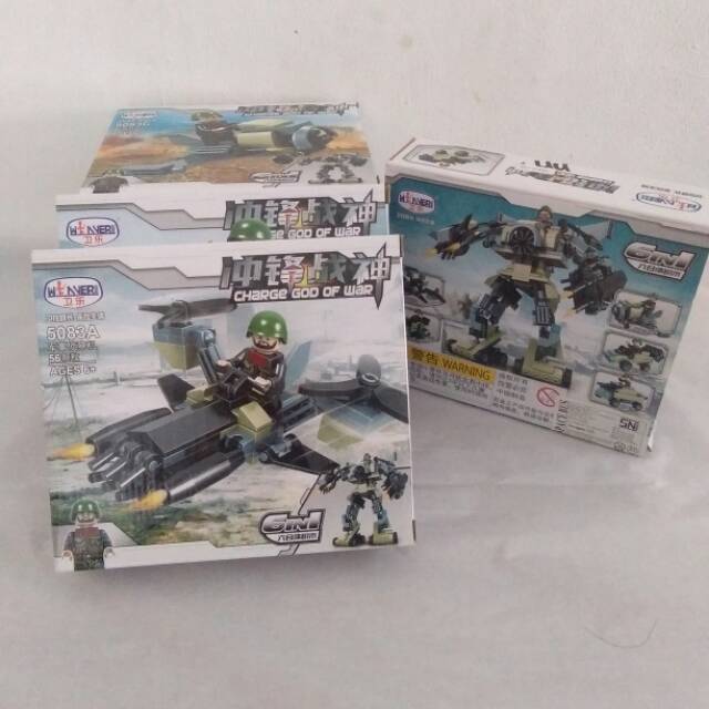 Lego robot mobil tentara