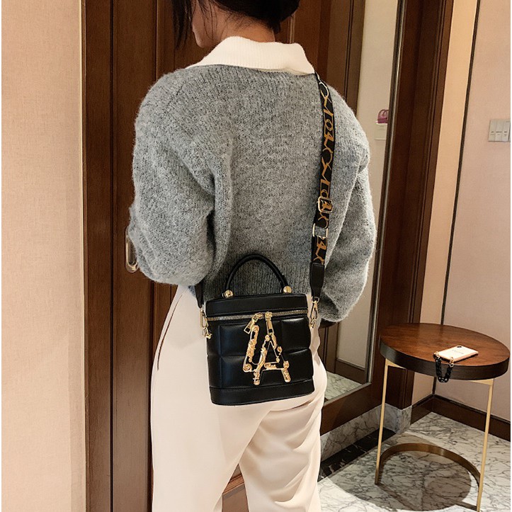 TFT AX200124 92779 AX779 B2288 E4639 DT8036 SAMA T13A (1 KG MUAT 2) Tas pink Selempang Wanita Import HANDBAG Basic Elegant  CR7577 JT9036