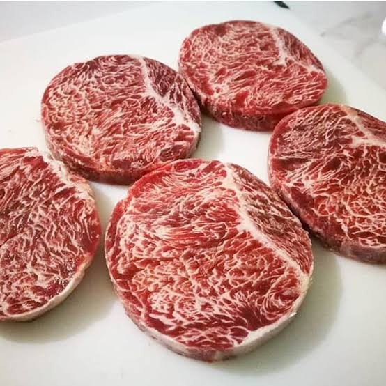 

Ribeye Wagyu Meltique Beef Steak AUS 200gr Wagyu Steak Daging Panggang