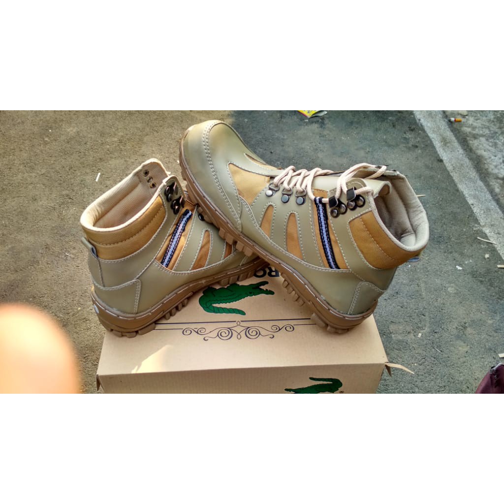 Sepatu Safety Boots Pria Armor Safety Boots Sepatu Outdor Turing Hiking Bikers Ujung Besi Kulit Asli