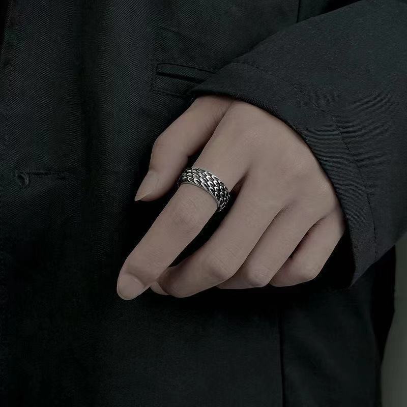 Cincin Model Sisik Naga Gaya retro hip-hop Untuk Pria