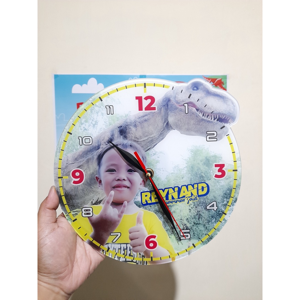 jam dinding custom akrilik kado wisuda | kado anniversary | kado pernikahan | kado ultah JAM DINDING