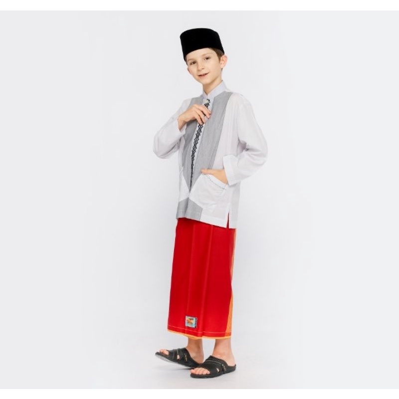 sarung Atlas junior 425 warna polos merah