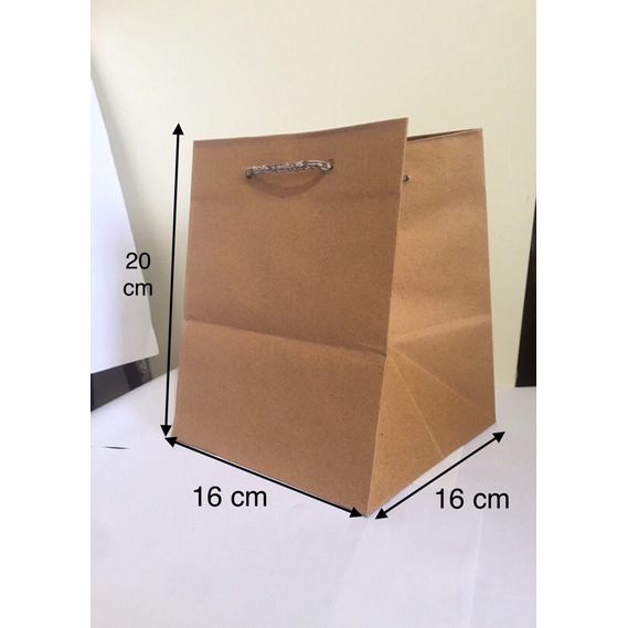 

paperbag polos coklat 16 x 16 x 20 (PxLxT)