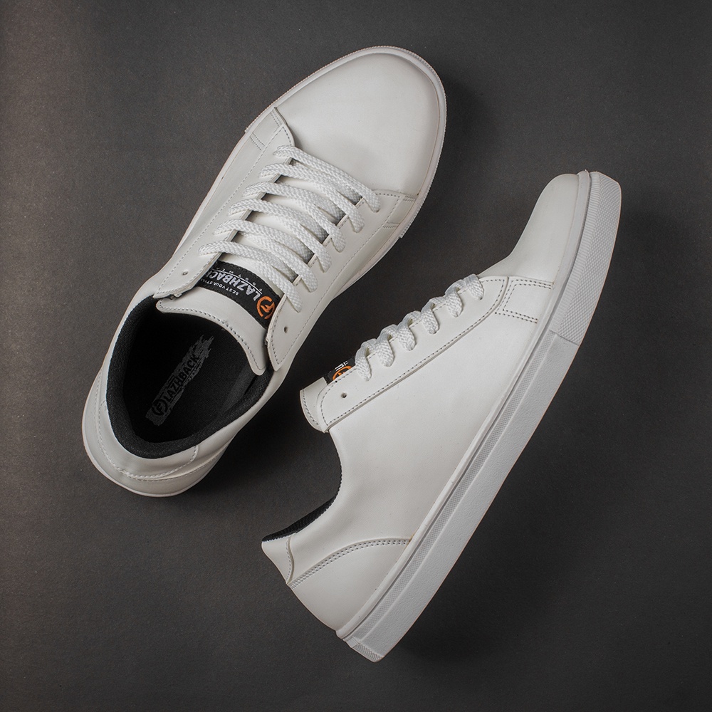 F1202 FULLWHITE |ManNeedMe x FLAZHBACK| Sepatu Sneakers Pria Casual