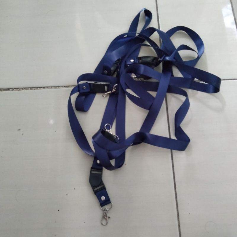 

GANTUNGAN KALUNG ID CARD