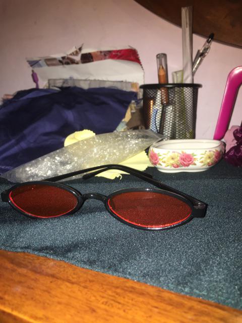 【bayar Di Tempat】kacamata Hitam Import Wanita Model Vintage Frame Plastik Kecil