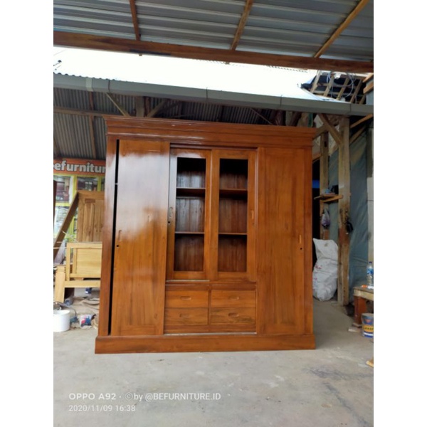 lemari pakaian sliding 4 pintu kayu jati / lemari baju 4 pintu sliding kayu jati kokoh