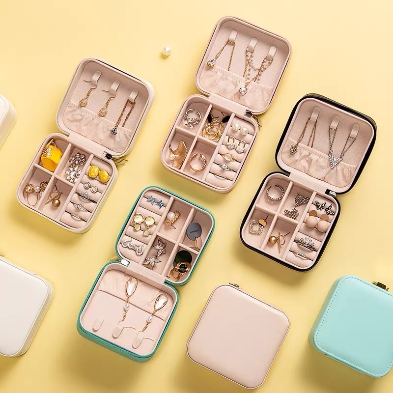 Jewelry Box Tempat Penyimpanan Perhiasan Barang Berharga Kalung Anting Emas