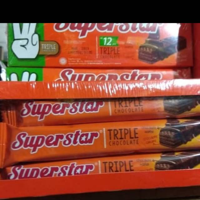 

Superstar Wafer Coklat Isi 12pcs per dus