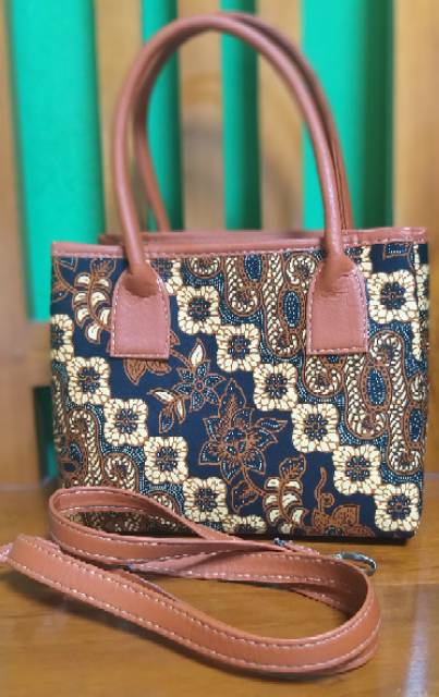 Tas webe batik (motif di kirim menyesuaikan stock)