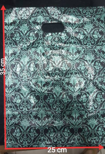 Kantong Plastik Motif Batik Metalik Ukuran 25x35 cm