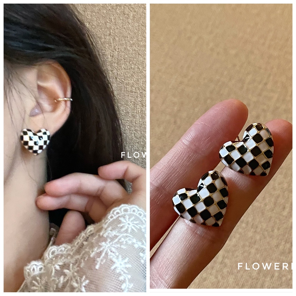 Anting Tusuk Gantung Desain Mosaik Hati Motif Kotak-Kotak Gaya vintage Untuk Wanita