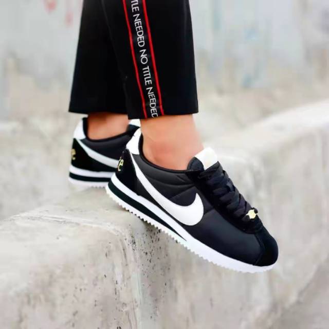 NIKE CORTEZ XLV NYLON BLACK/WHITE