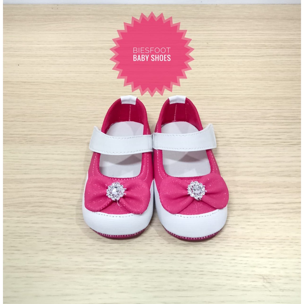 SEPATU BAYI PEREMPUAN BABY SHOES