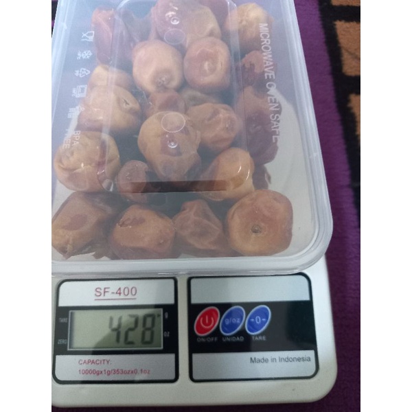 

KURMA SUKARI ALQASSIM 400 GR JAMIN ASLI KURMA SUKARI