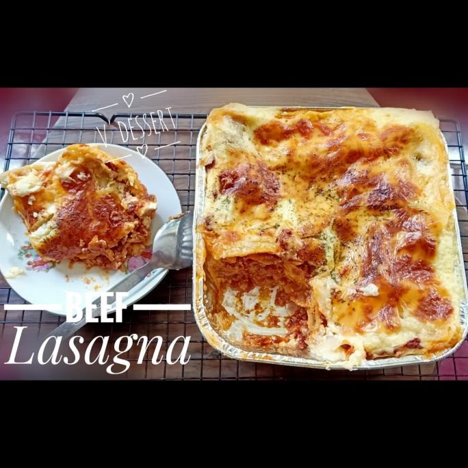 

Lasagna / Beef Lasagna / Lasagna Beef / 20 x 20 cm