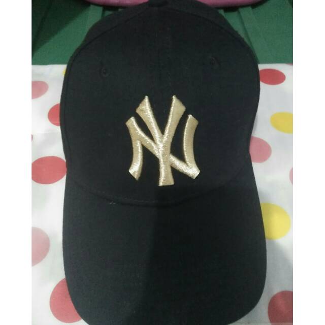 Topi NY impor
