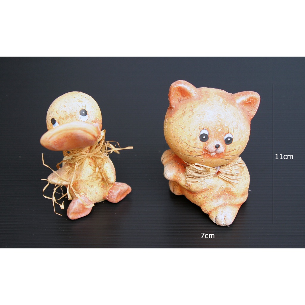 Patung Keramik Bebek / Kucing / Patung Dekorasi