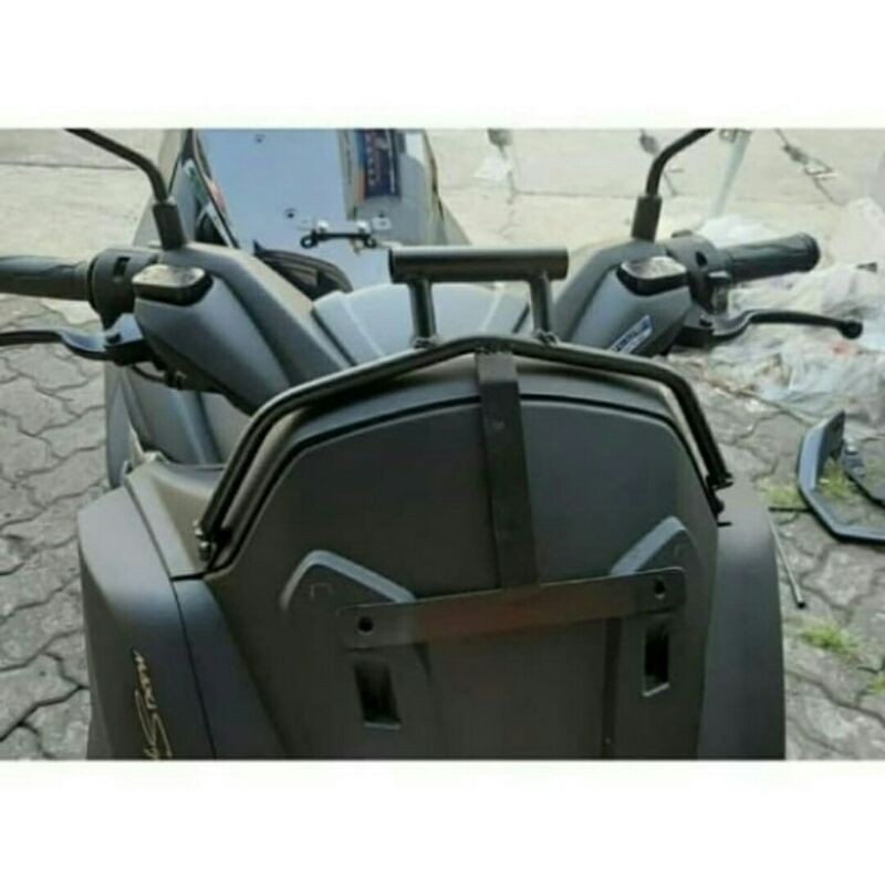 BREKET DUDUKAN HOLDER NMAX 2020