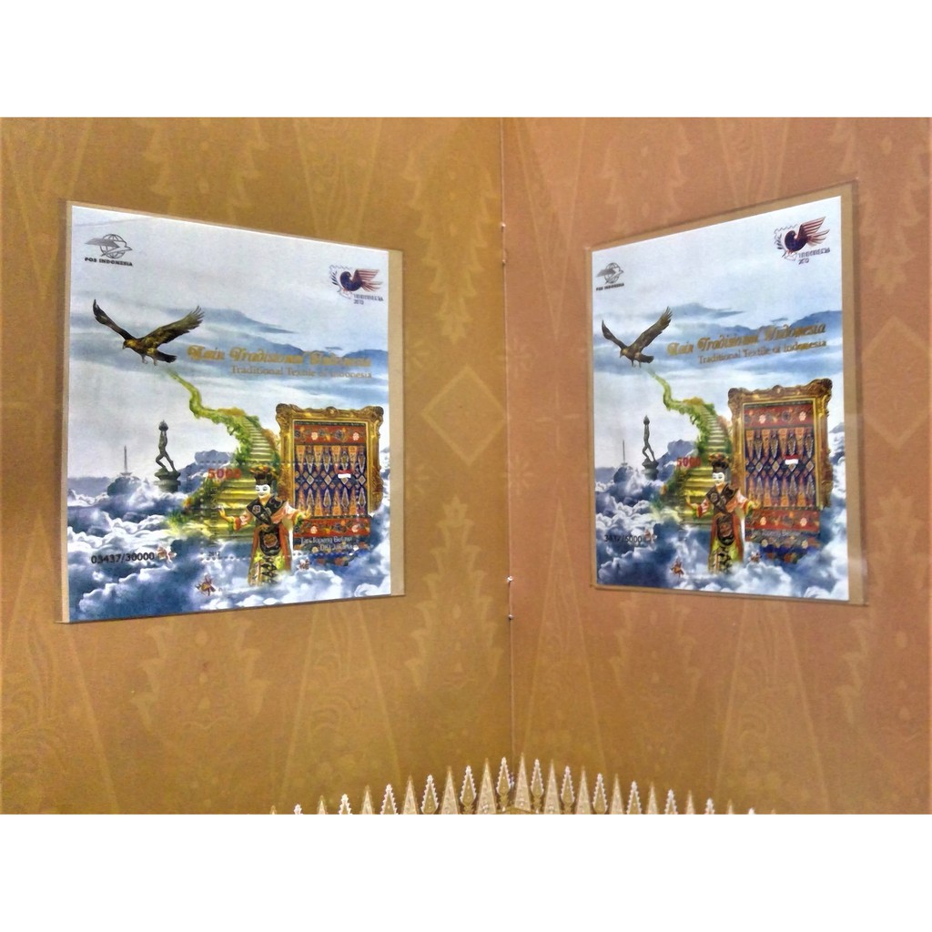 

Edisi Kemasan Khusus Perangko indonesia Kain Tradisional 2012 Serie 7