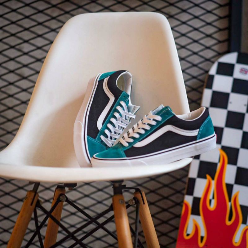 Vans style 36 vintage suede green/black