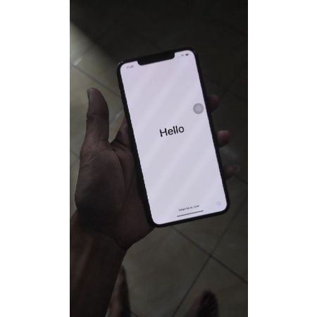 iphone XS Max lock icloud