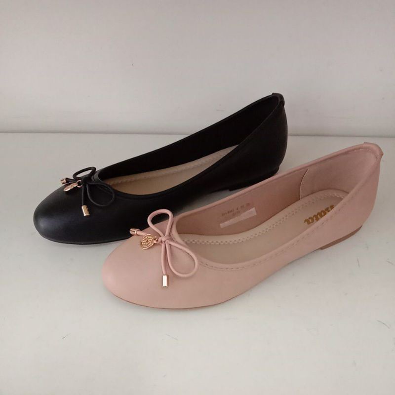 bata flat shoes