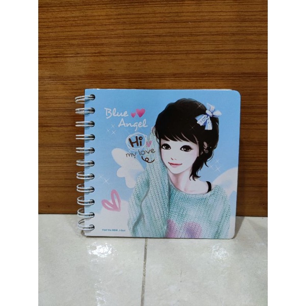

Buku tulis/notebook biru muda