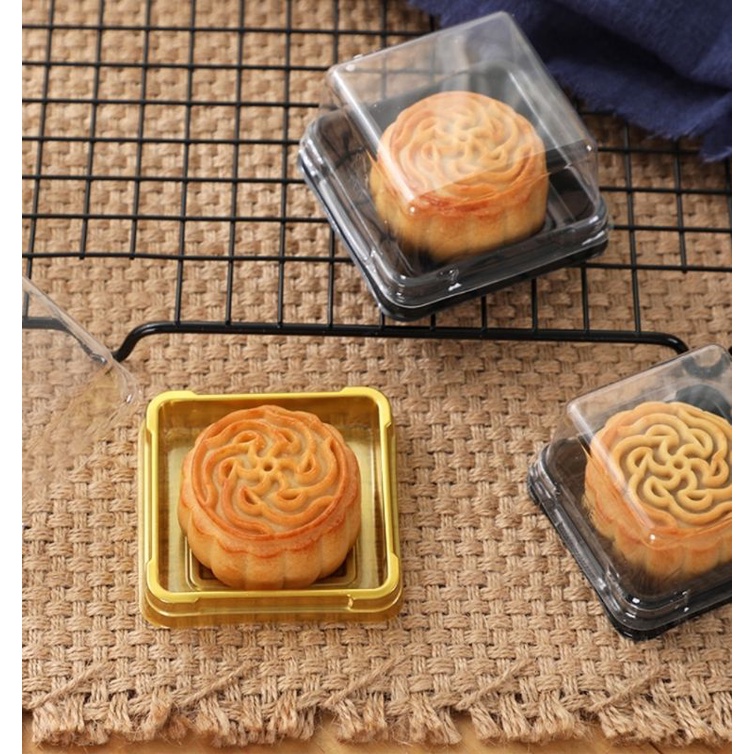 

Mooncake Tray Gold Mika Tutup / Kotak Kue Bulan Emas / Plastik Clear Transparan (50gr - 63gr - 70gr)