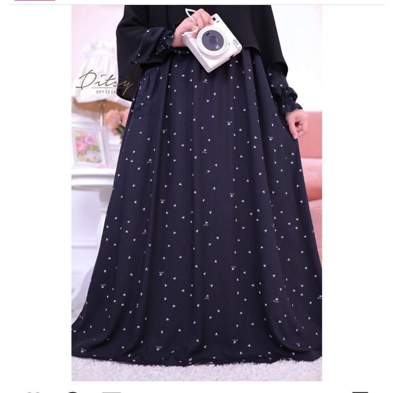 Amore Jetblack L Ditsy Nightgown Hitam L