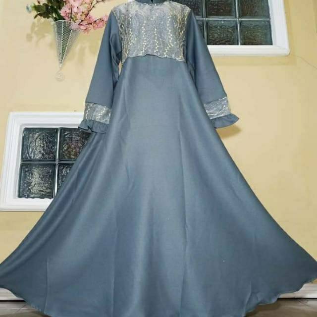 Gamis brokat Syahrini mutiara timbul