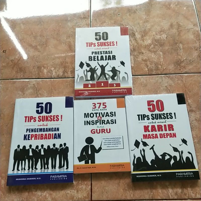 

Paket buku motivasi 1 diilengkapi cd