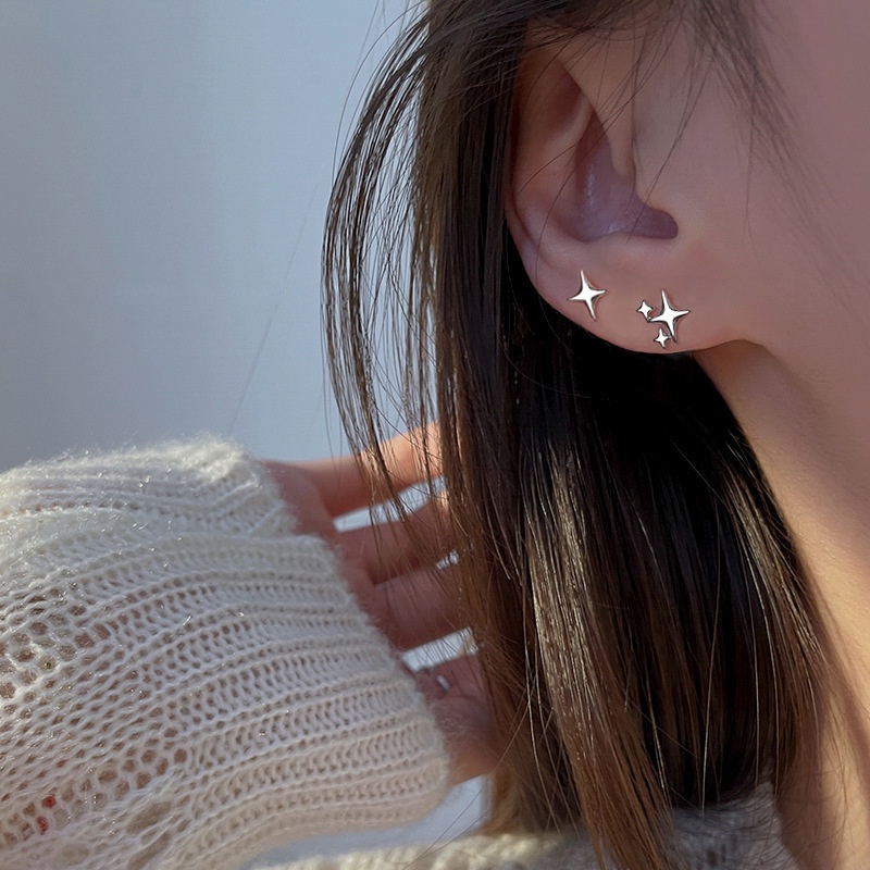 We Flower Anting Stud Bentuk Bintang Irregular Bahan s925 Silver Gaya Korea Untuk Wanita