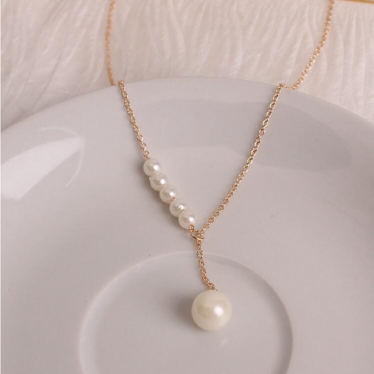 Kalung Liontin Mutiara Air Tawar Bentuk Hati Adjustable Untuk Musim Panas