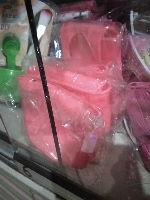 Tempat Sabun Gantungan Kran Spons Sikat Gantung Serbaguna Wastafel