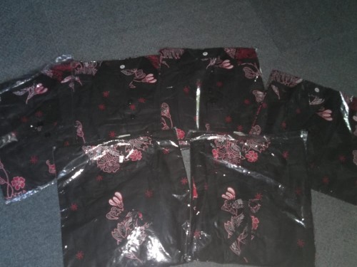 [free Ongkir] Batik Couple / Keluarga / Pasangan / Anak Motif Sakura Merah