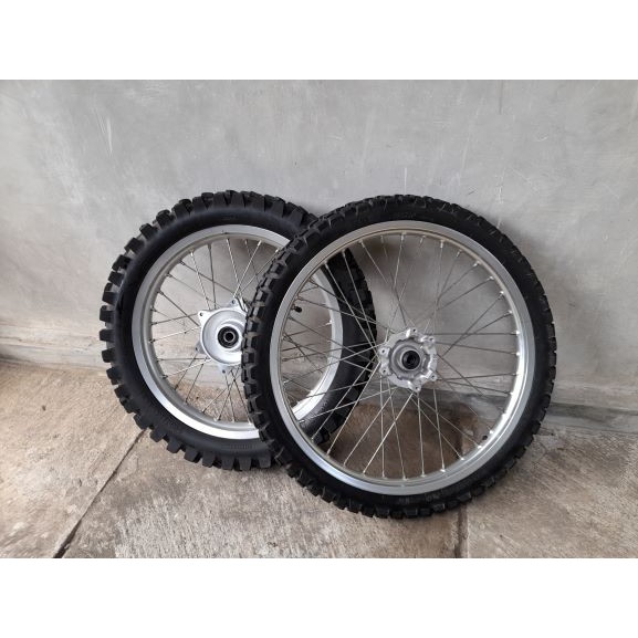RODA SET BAN TAHU BAN KOTA HONDA CRF 150 ORIGINAL COPOTAN MOTOR CRF