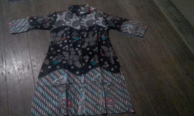 Couple Tunik Batik Wanita Sekar Jagat #3 Abu Vania Mono Batik