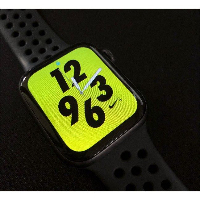 Apple Watch Series 4 44mm Nike GPS