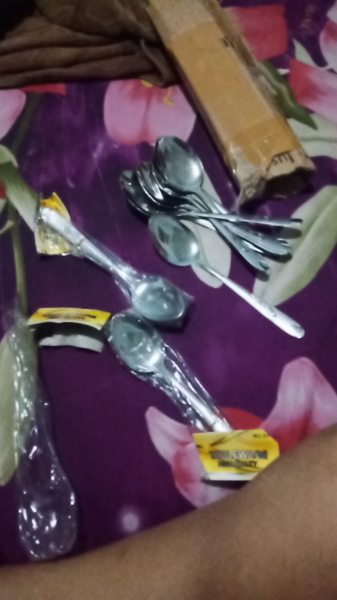 Sendok Makan Motif Mawar 1lsn Berat 20gr/pcs