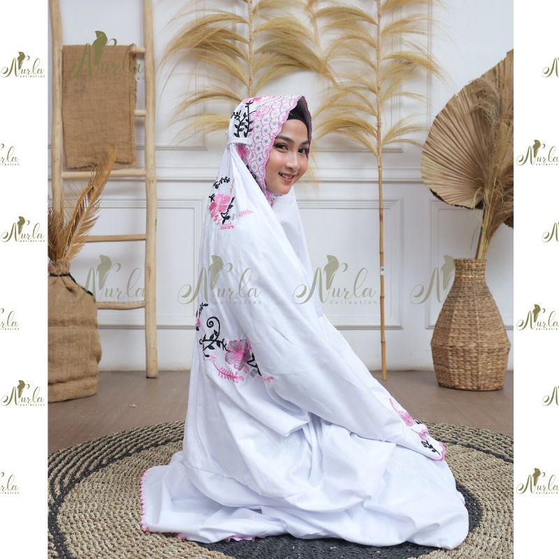 Mukena Lajuran Terusan Bordir Komputer Kudusan Katun Mikro Bunga Sepatu