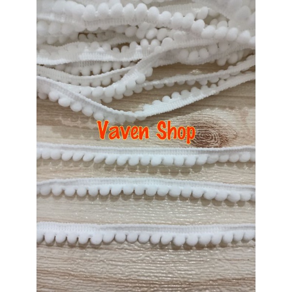 Renda Baso/Pompom Kecil 14 yard