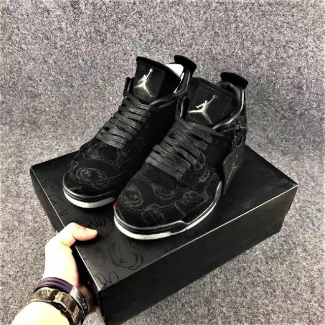 Sepatu Nike Air Jordan IV 4 x KAWS Black High Premium Original Sepatu Pria Sneaker murah Sepatu Fash