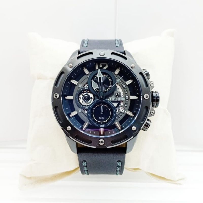 expedition E 6760 jam tangan pria original casing full hitam tali kulit hitam jarum dan angka abu ch